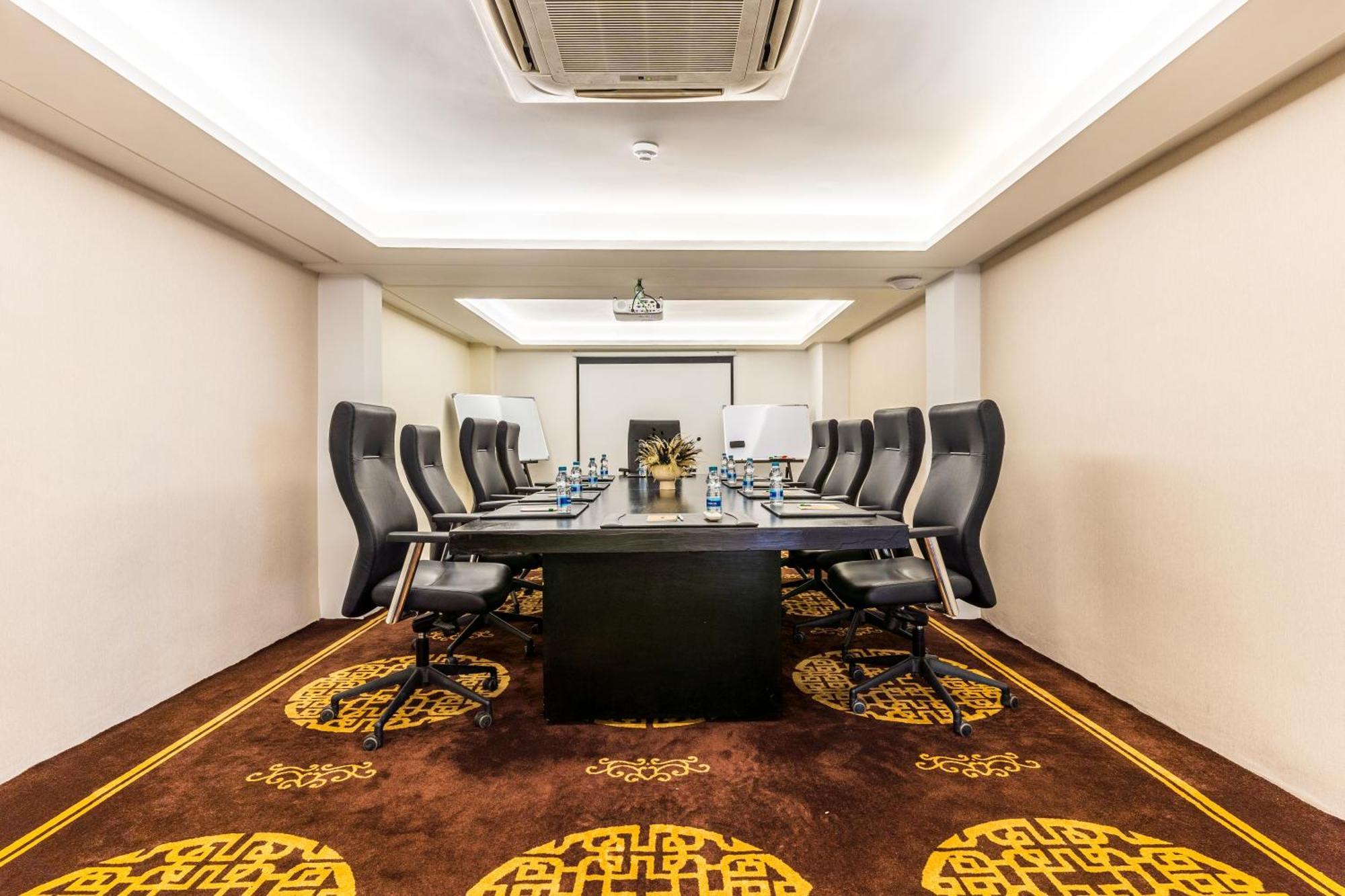 One Hotel الدار البيضاء المظهر الخارجي الصورة Meeting room